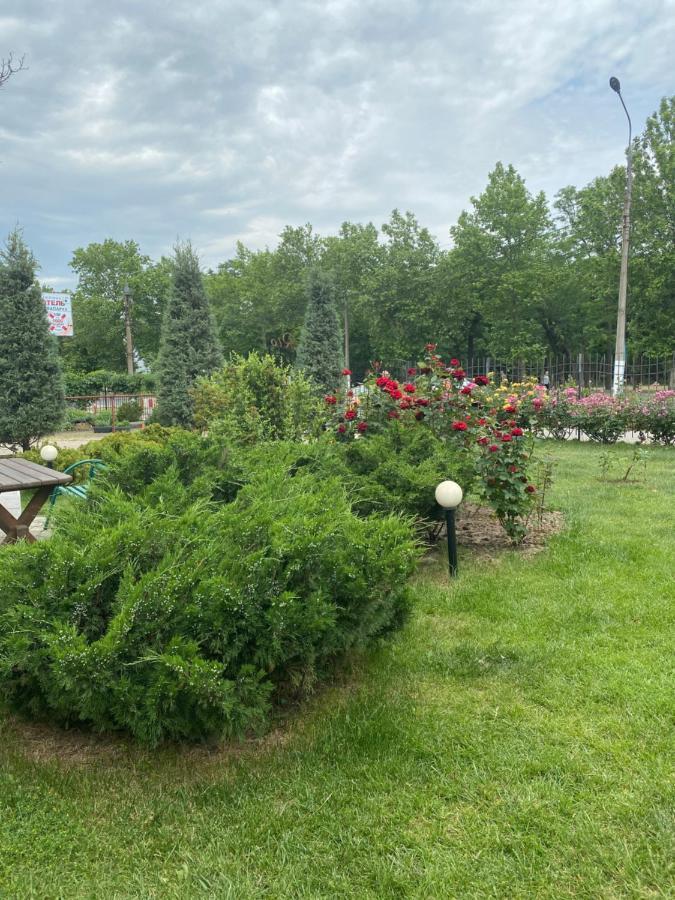 Отель Рио Melitopolʼ Εξωτερικό φωτογραφία